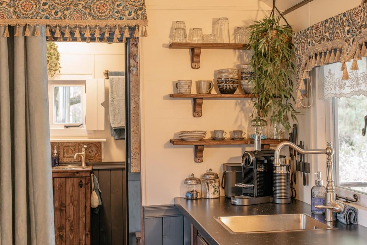 Pipowagen De Zwerveling Aan Zee Villa Oostkapelle Exterior foto